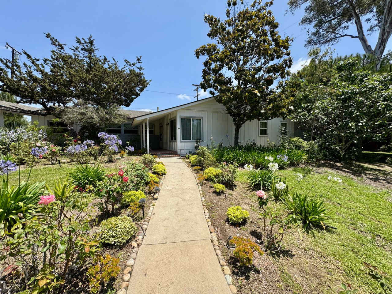 Four Bedroom/Four Bathroom Fullerton House in San Juan Community