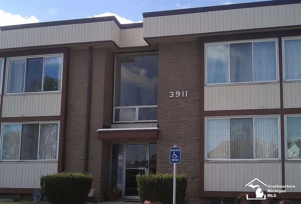 3911 Fort