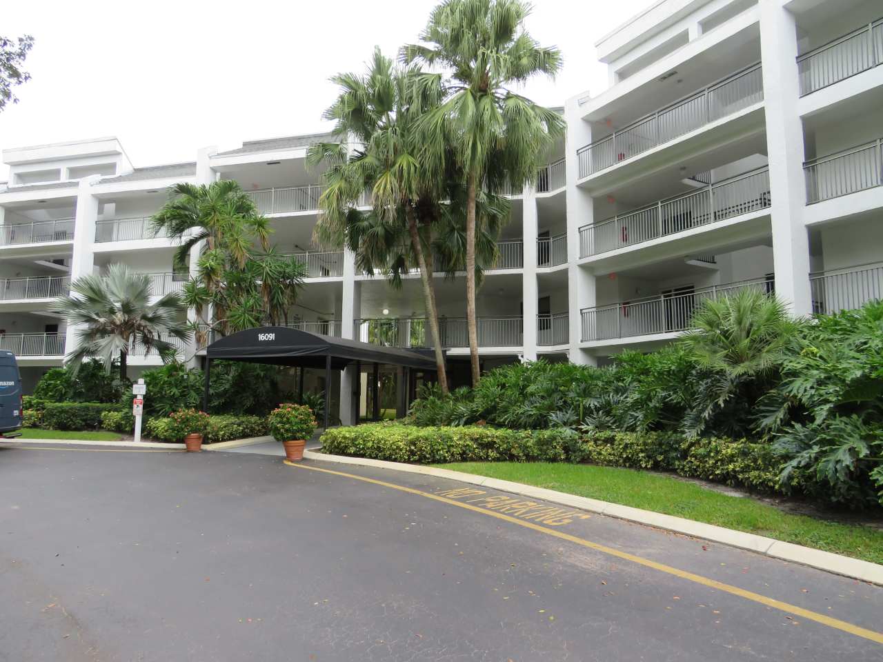 16091 Blatt Boulevard