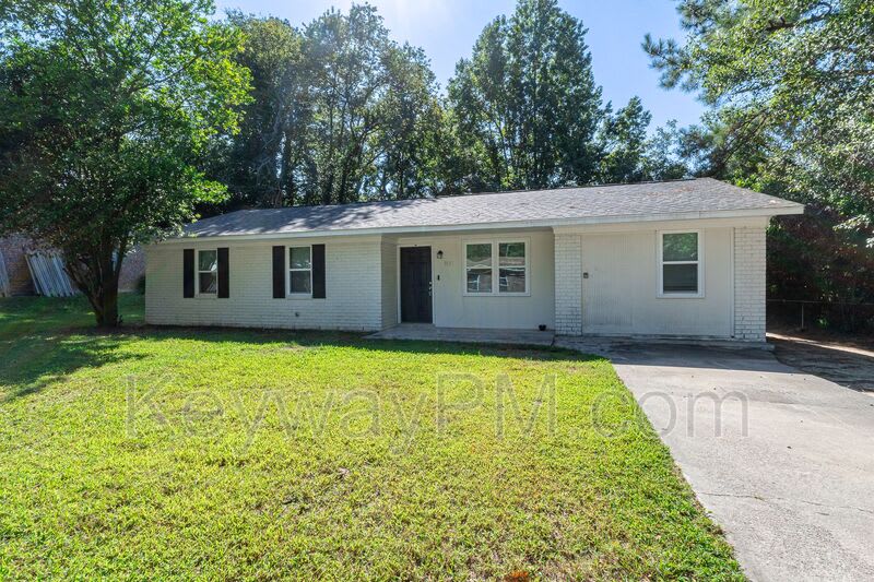 3630 Columbine Drive