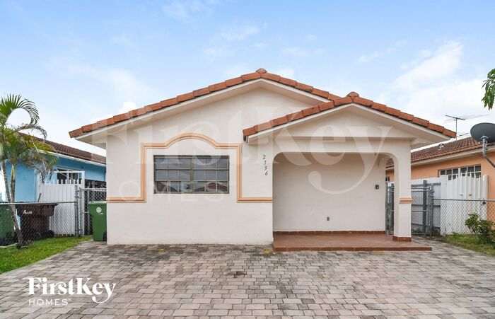 2736 West 72nd Street