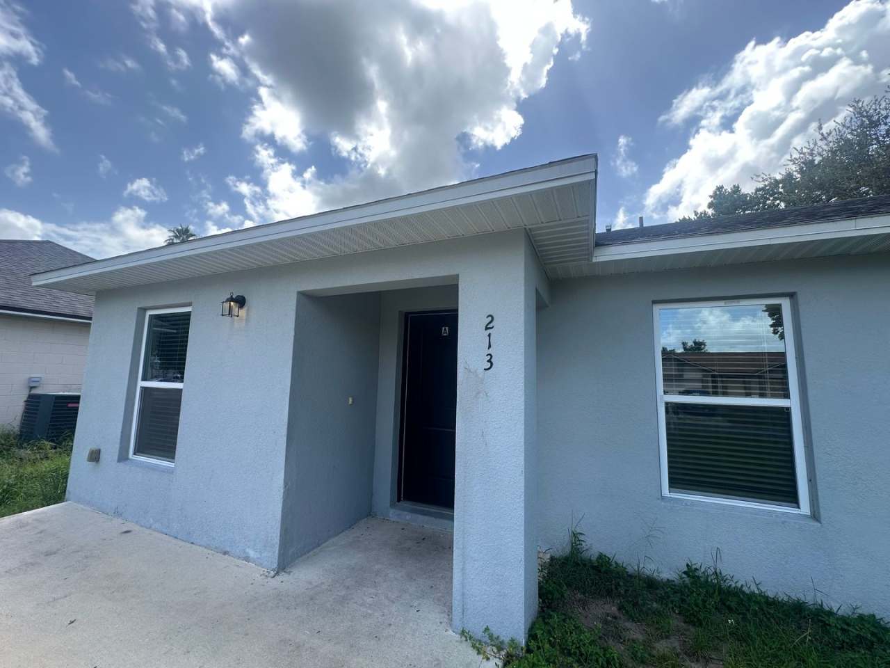 MOVE-IN SPECIAL - $1000 CREDIT! 3 Bedroom, 2 Bath Duplex in Poinciana - Priced to Rent!