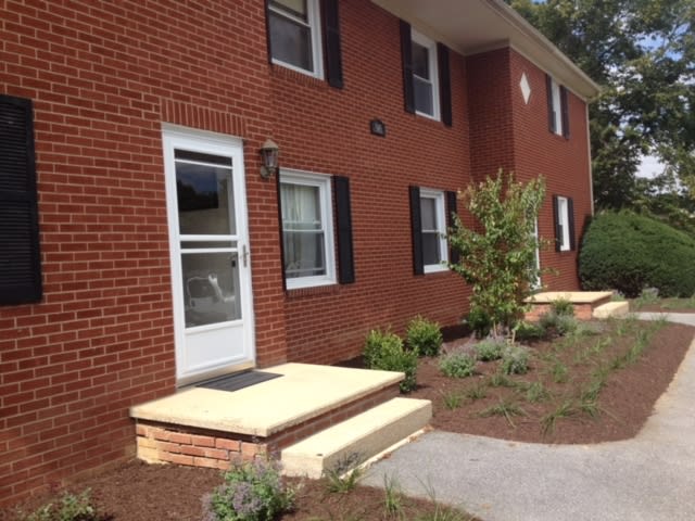 505 East College Street