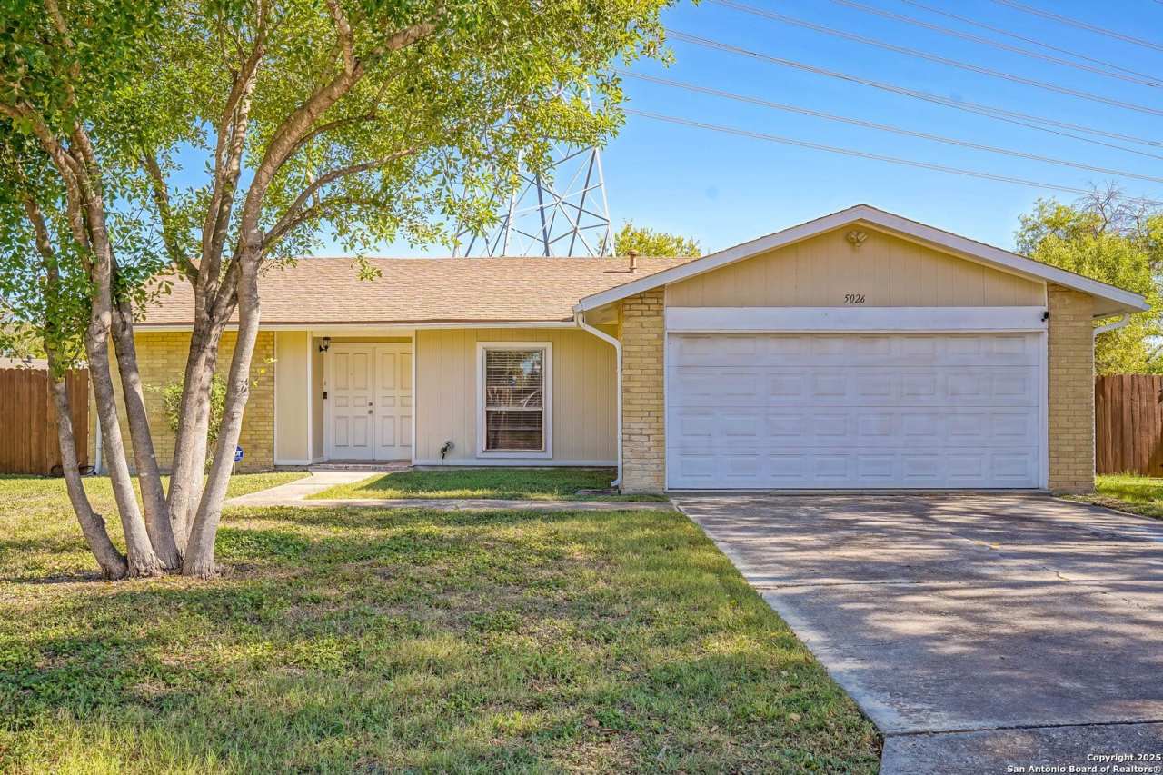 5026 THOMAS PAINE DR