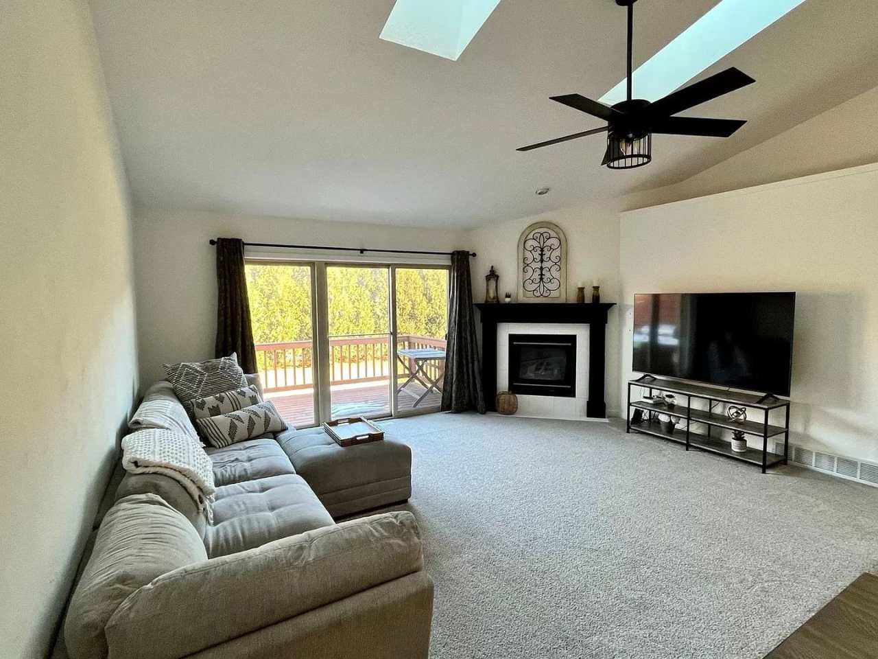 825 Rundquist Way - The Cedars Hideaway: Tranquil Retreat in Kimberly