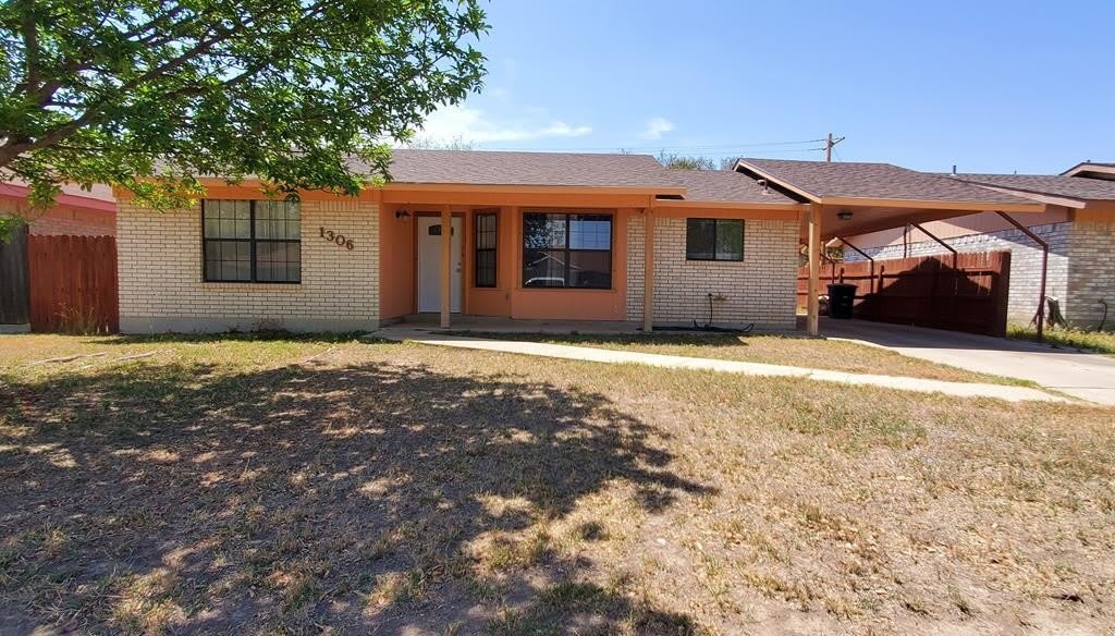 1306 Paseo Encinal Dr.