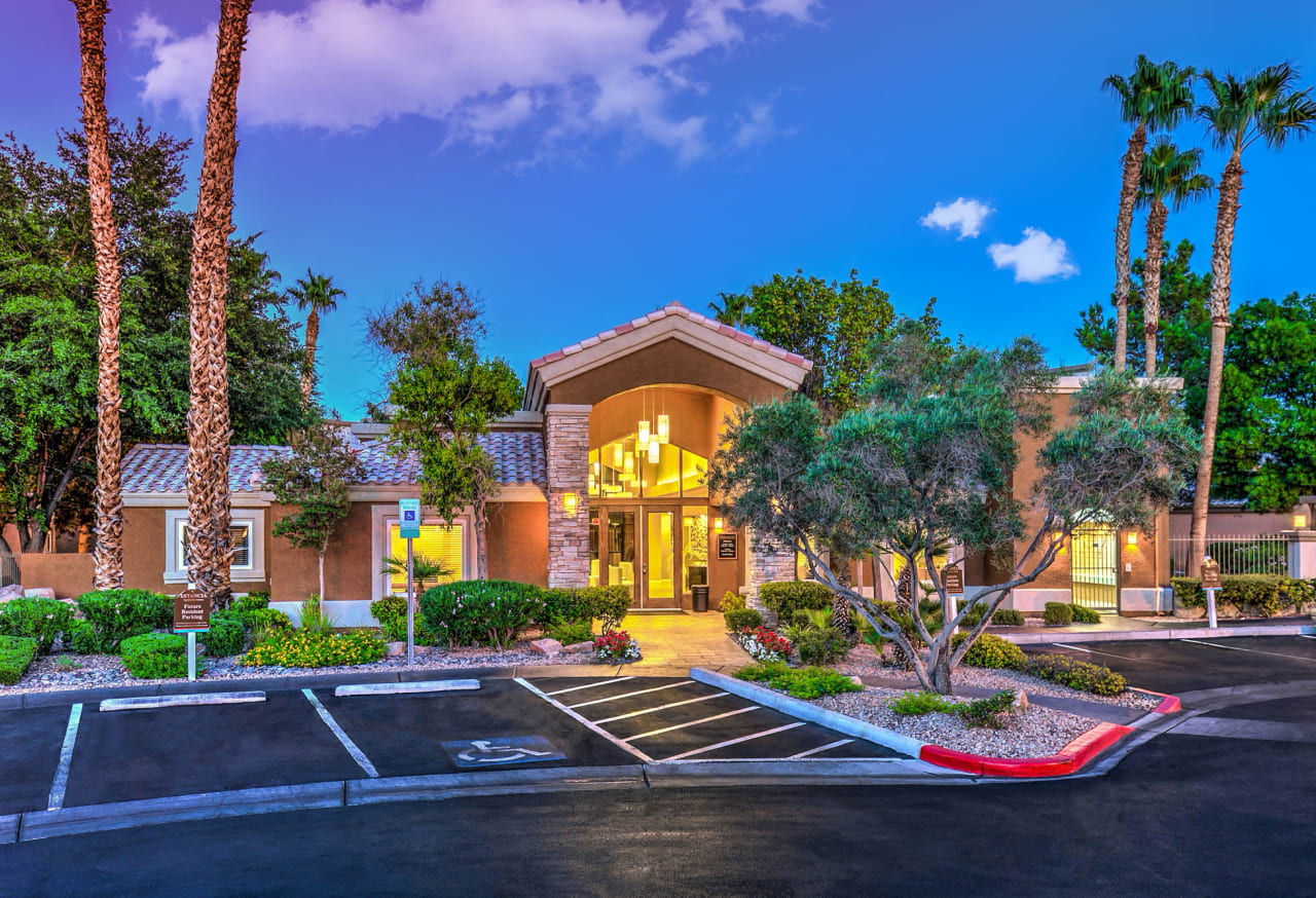 Estancia Apartments
