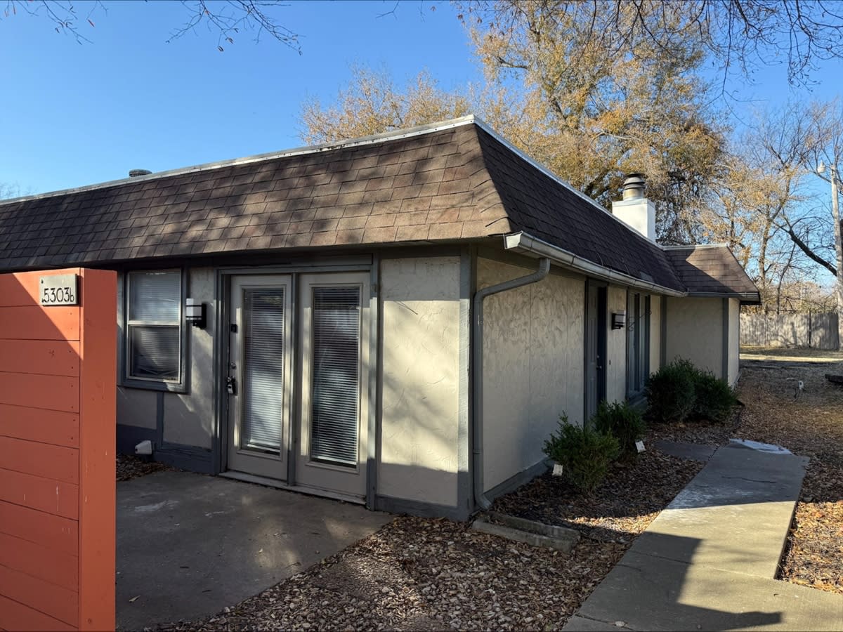 5303 East 32nd Place Unit B