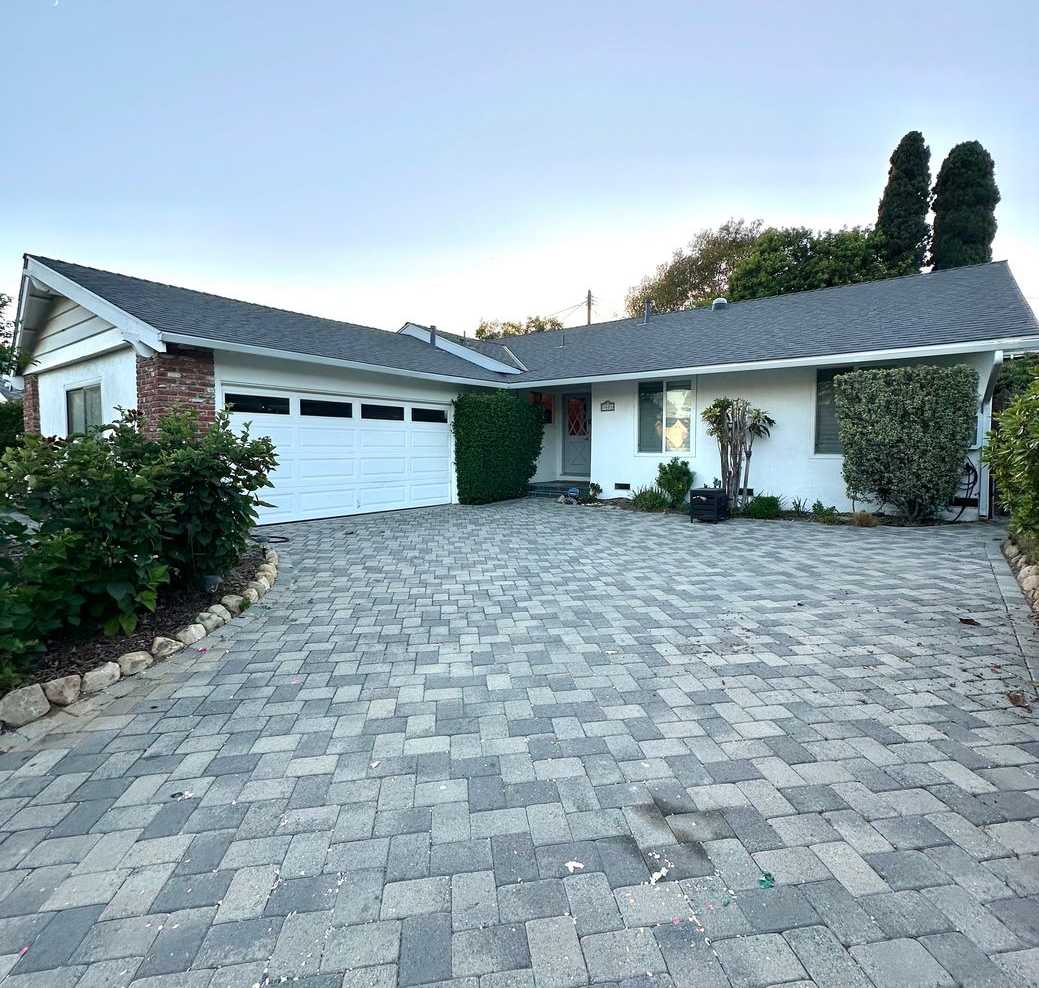 Beautifully updated 4 bedroom home in Goleta Neighborhood