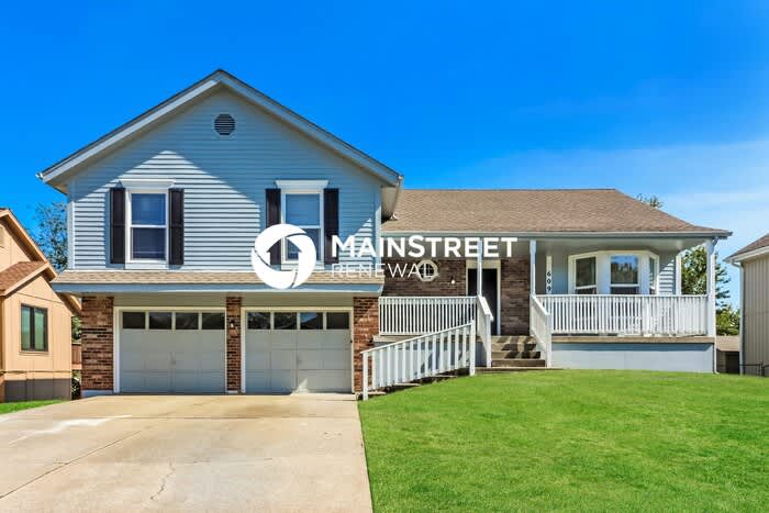 609 Northeast Bristol Drive