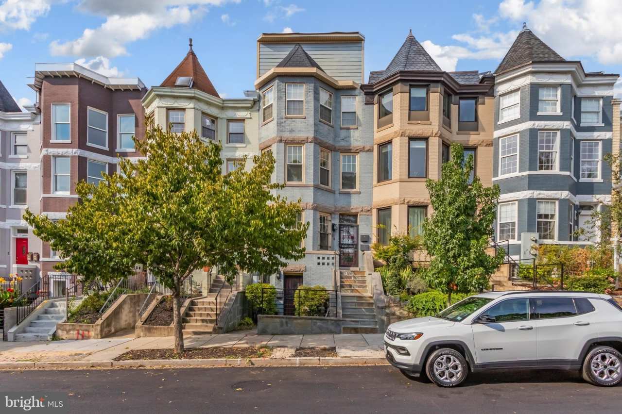 26 T Street NE unit: 1