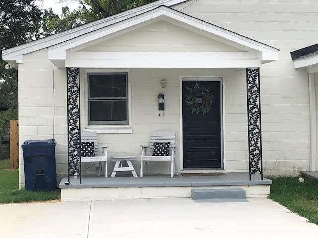 1103 Massey Street unit: Apt A