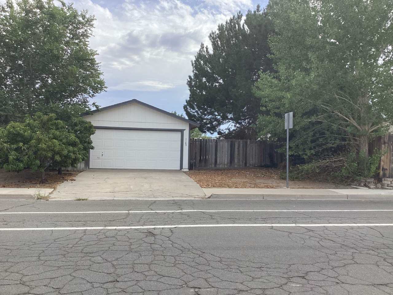 3 Bedroom, 2 Bathroom Home in Fernley