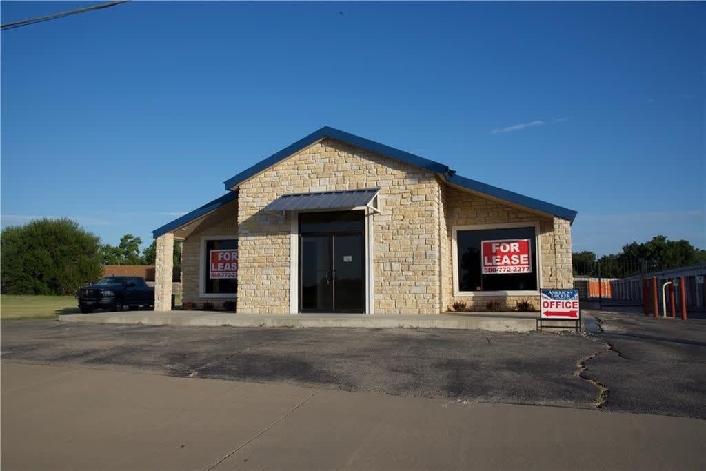 1505 E Main Street