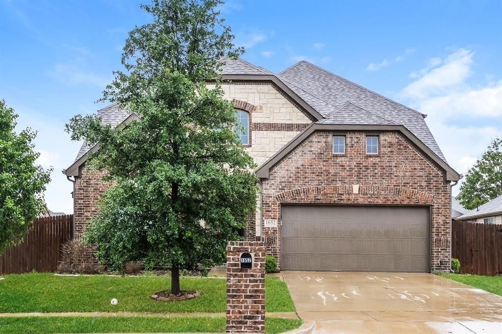 1652 Sandle Wood Drive