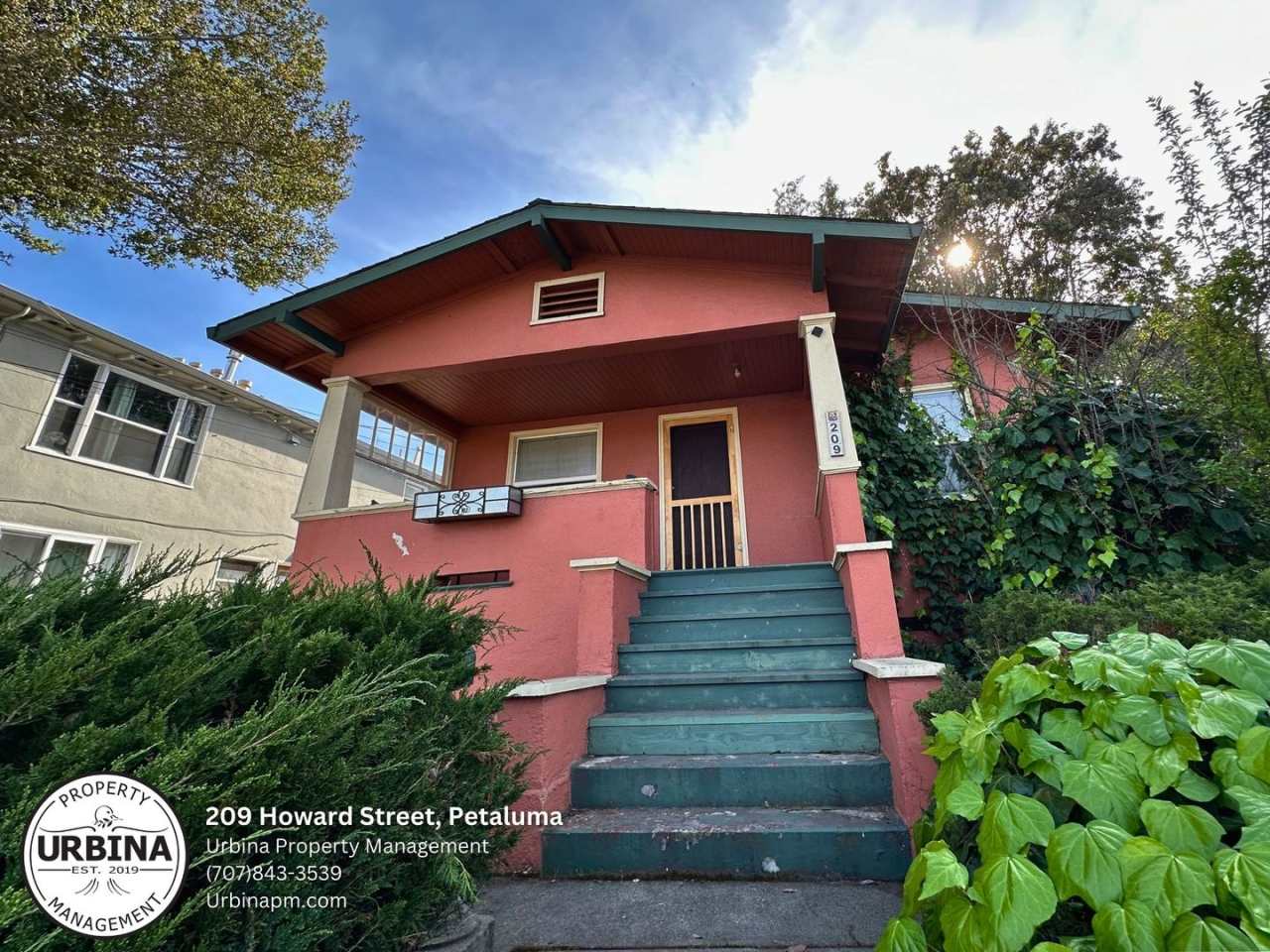 Charming West Petaluma Bungalow with Timeless Appeal!