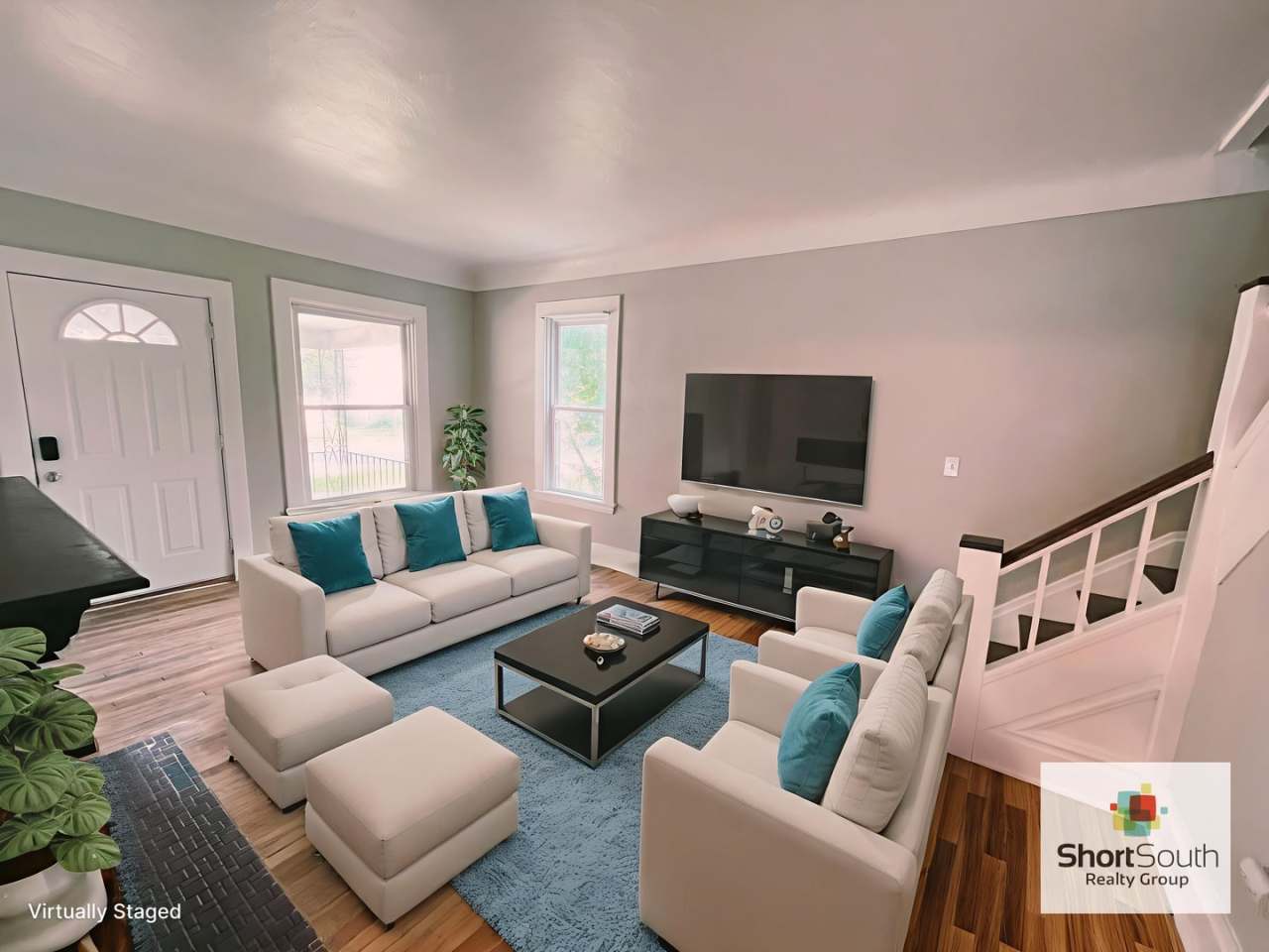 5 bed 2 bath Single Family Home