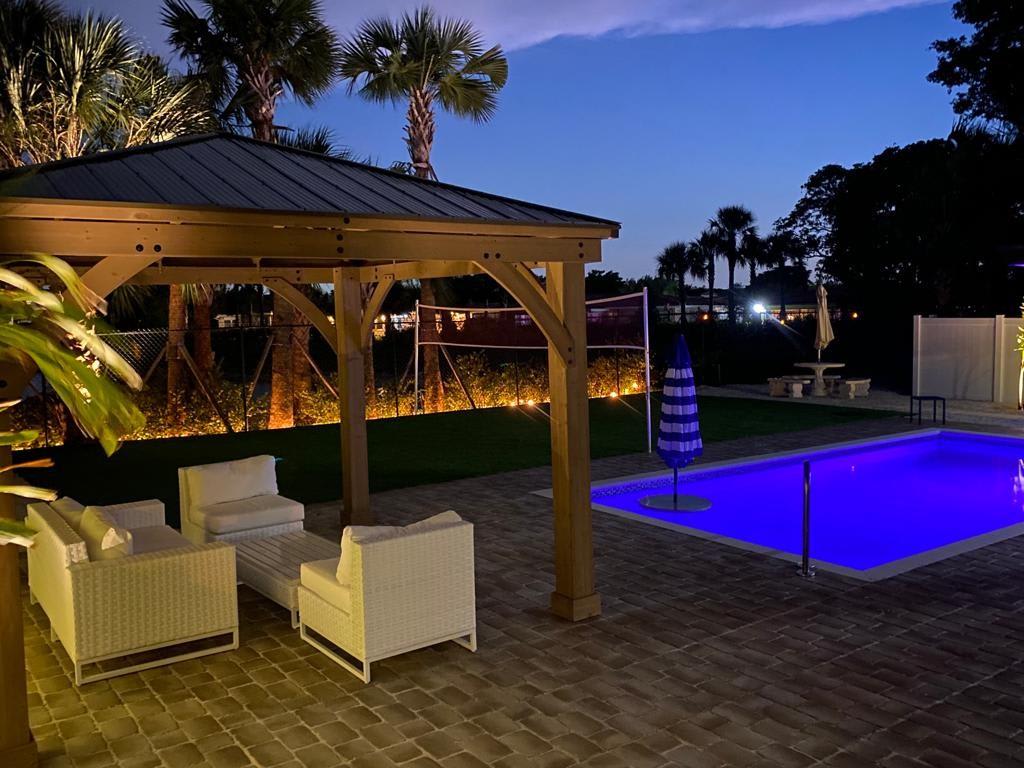 1070 Northwest 45th Street