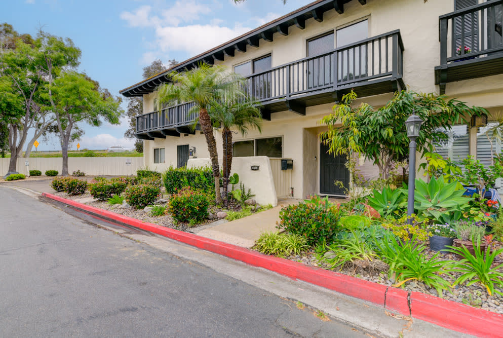 4373 Loma Riviera Court