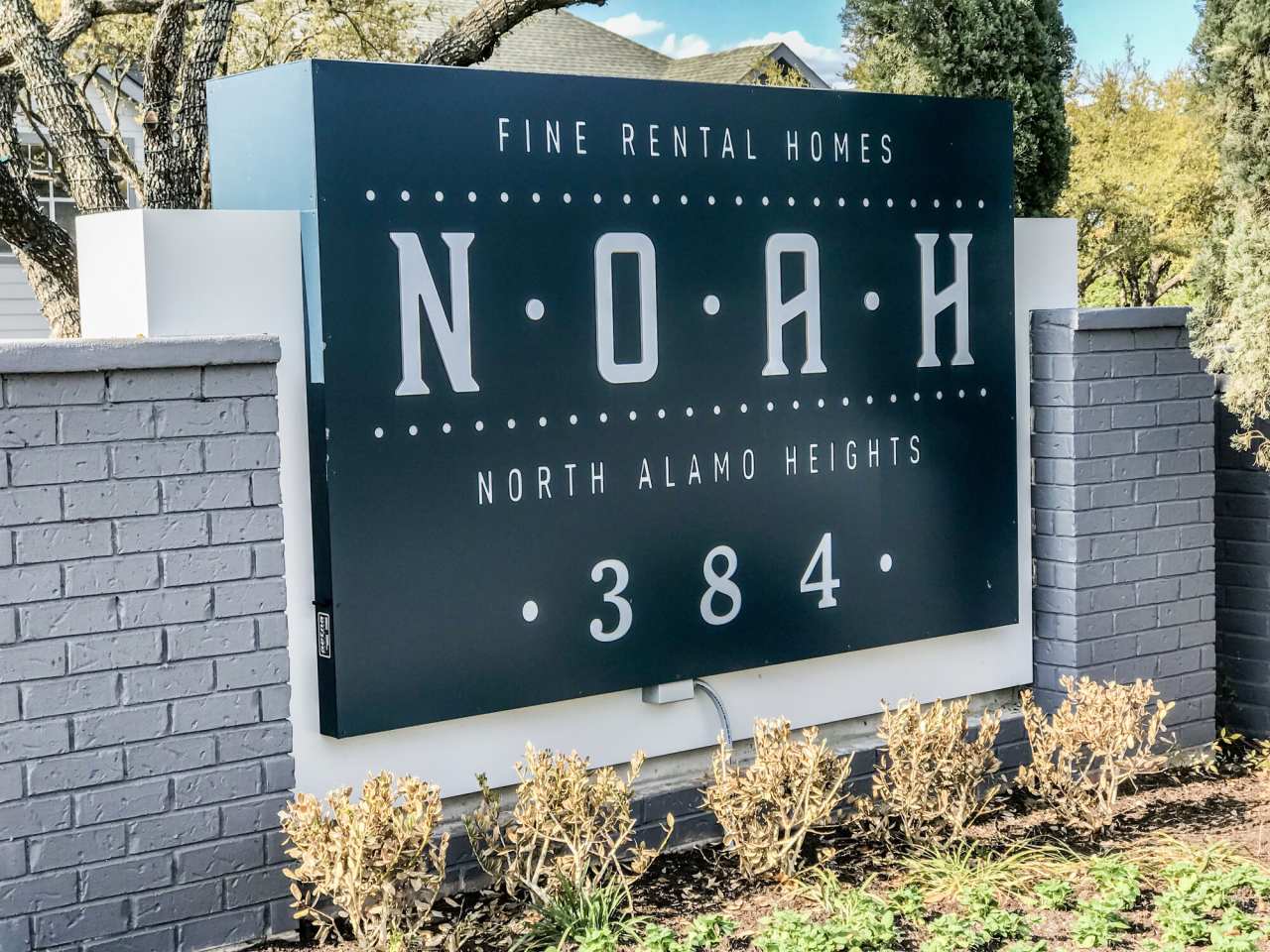 NOAH Apartments