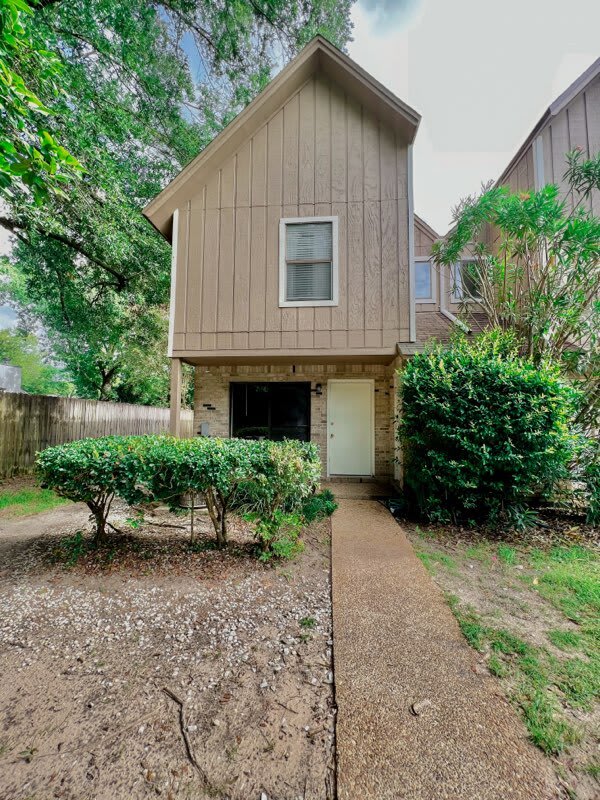 17 Falcon Ridge Lane