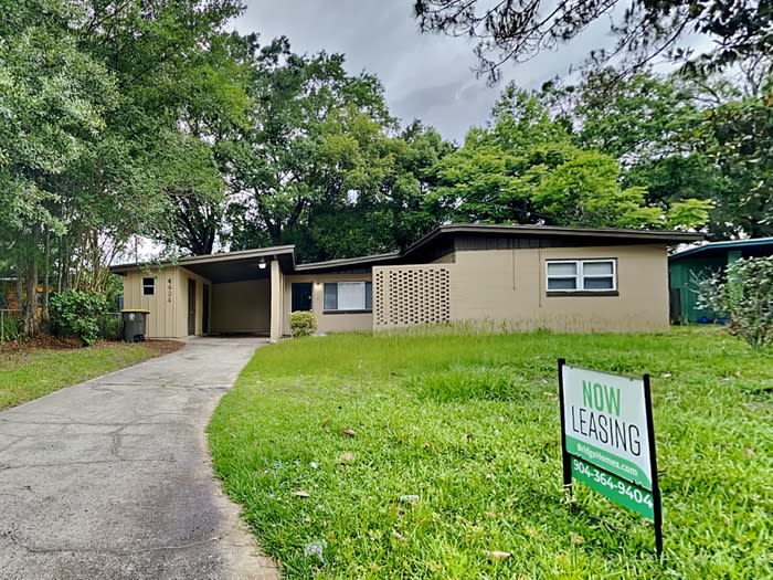 4434 Ish Brant Road West