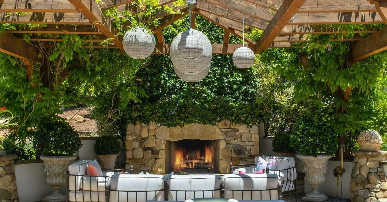 7110 Gobernador Canyon Road