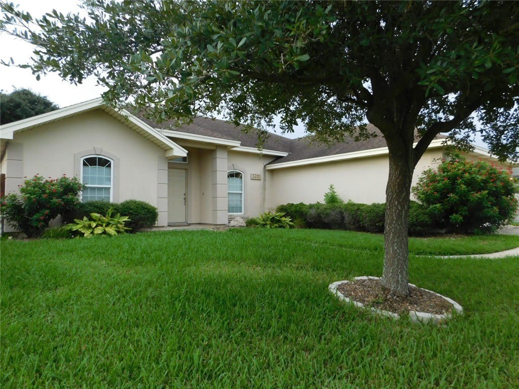 3201 Nacogdoches Drive