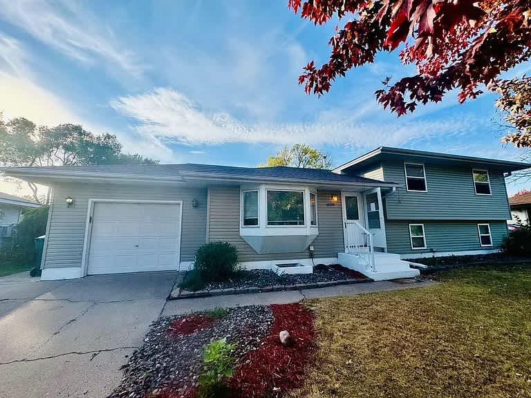10550 Quincy Boulevard Northeast - 1