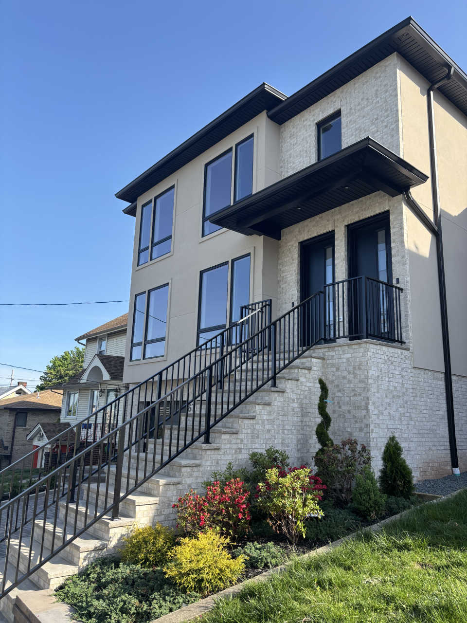 67 W Harwood Terrace