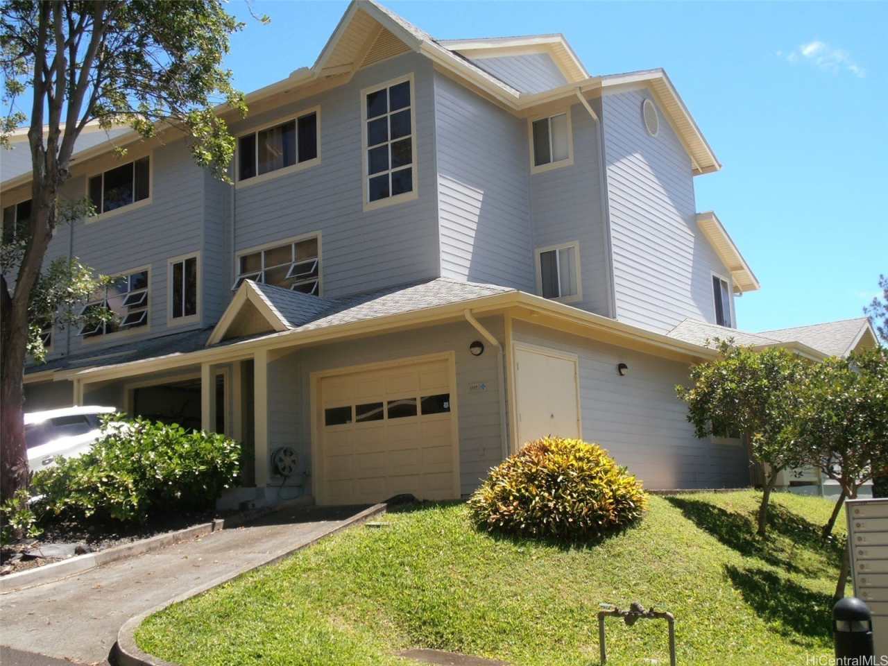 1337 Moanalualani Way unit: 11H