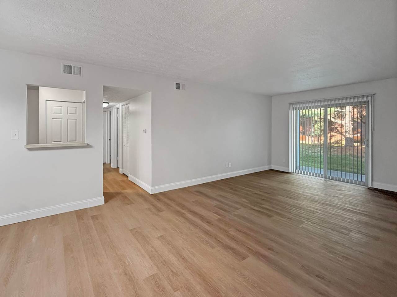 Evansville, Indiana*** 2 Bed 2 Bath $1119.00/mo***No Deposit $0