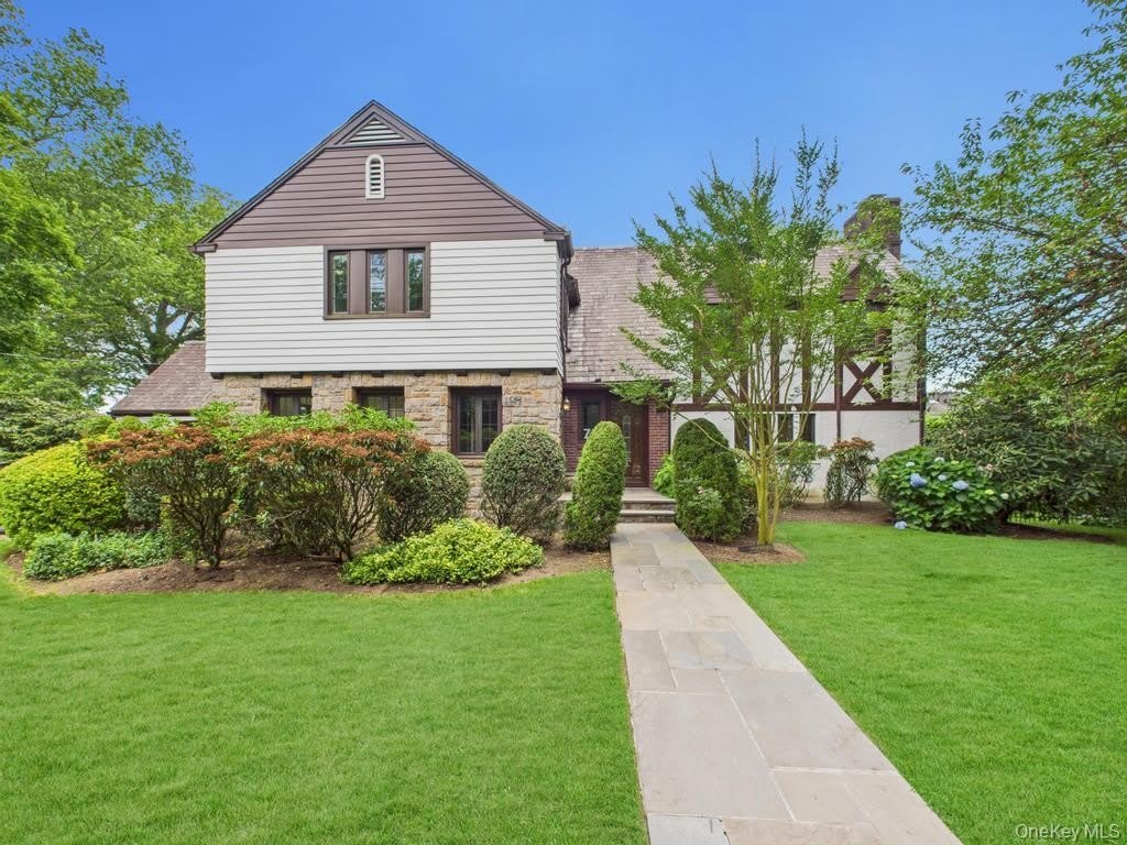 75 Lord Kitchener Road