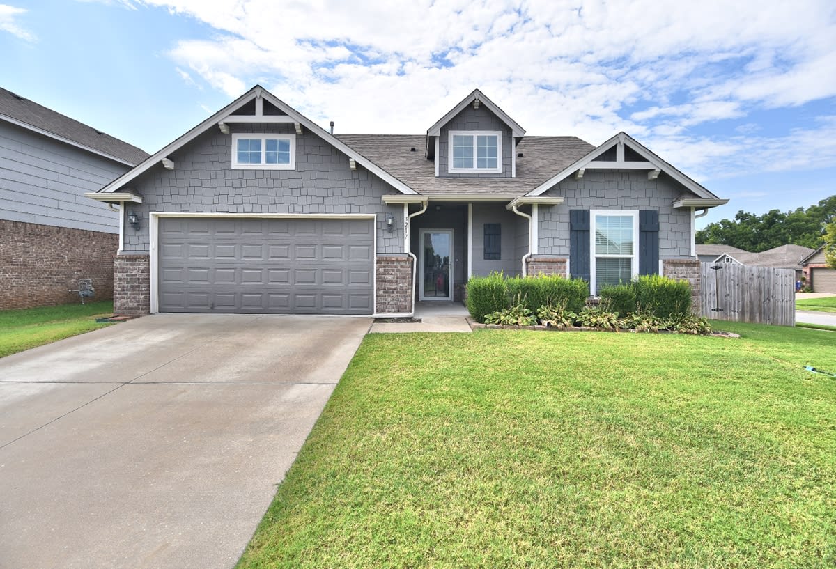 3217 West El Dorado Street