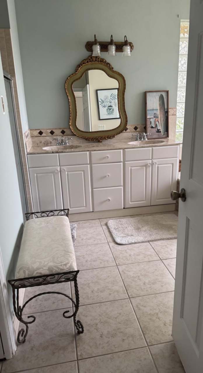 11575 Sanderling Drive