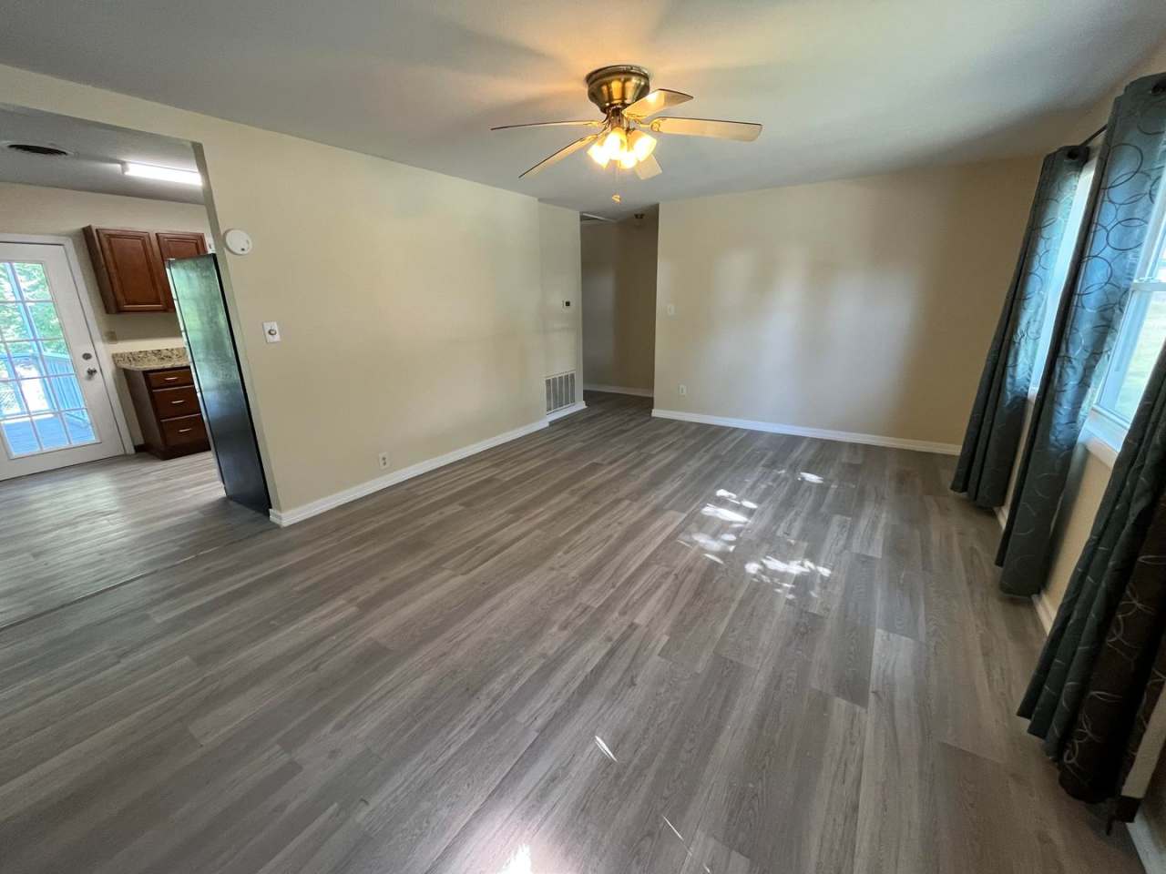 2/2.5 Brick Home in the Heart of Batesville