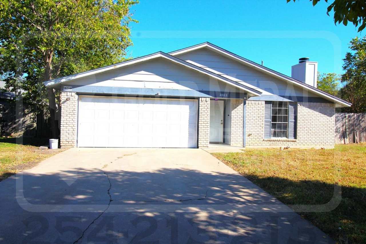 2002 Sherman Dr – Your Next Killeen Home Sweet Home!