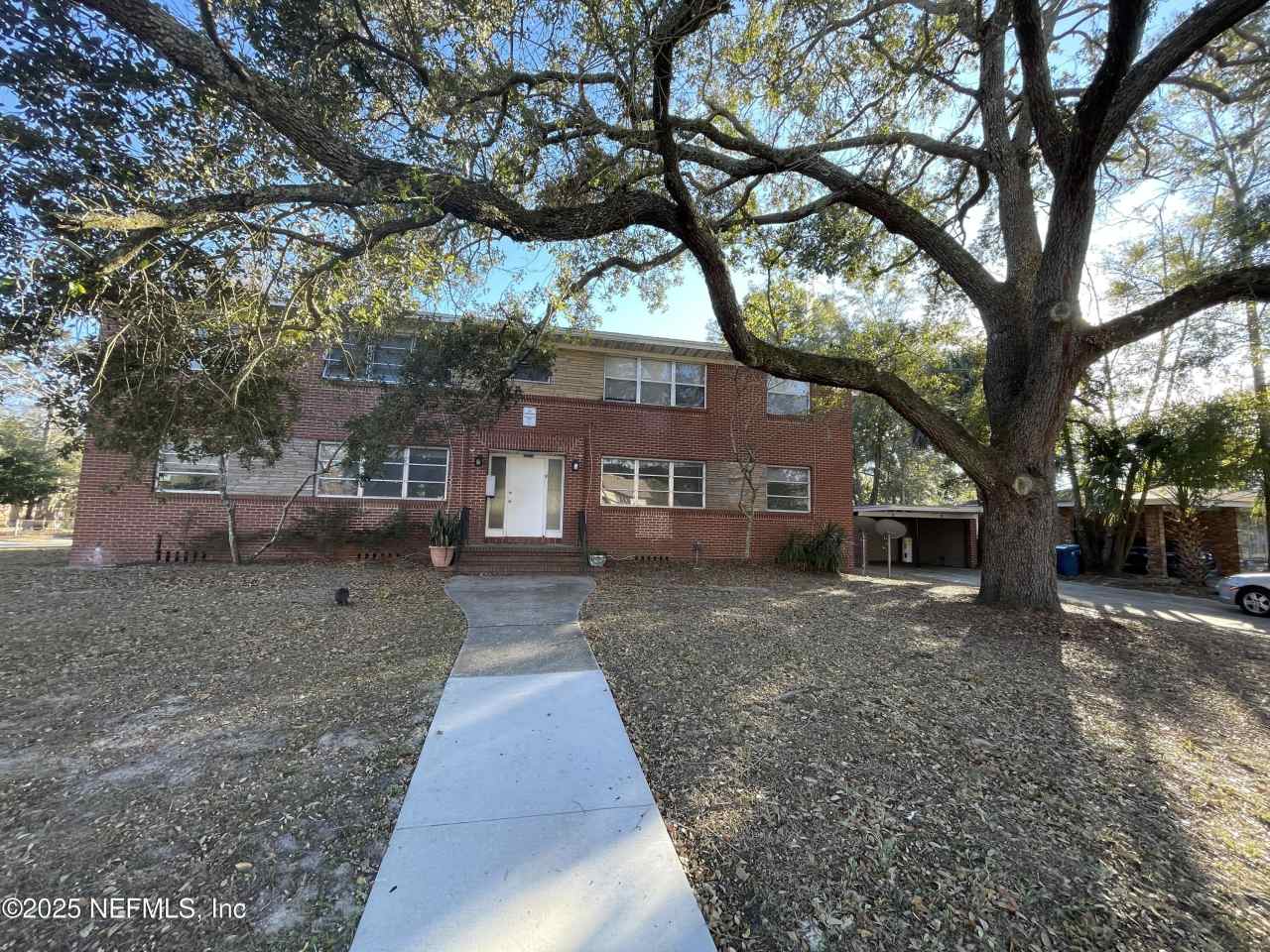 5452 SANTA ROSA Way unit: 4