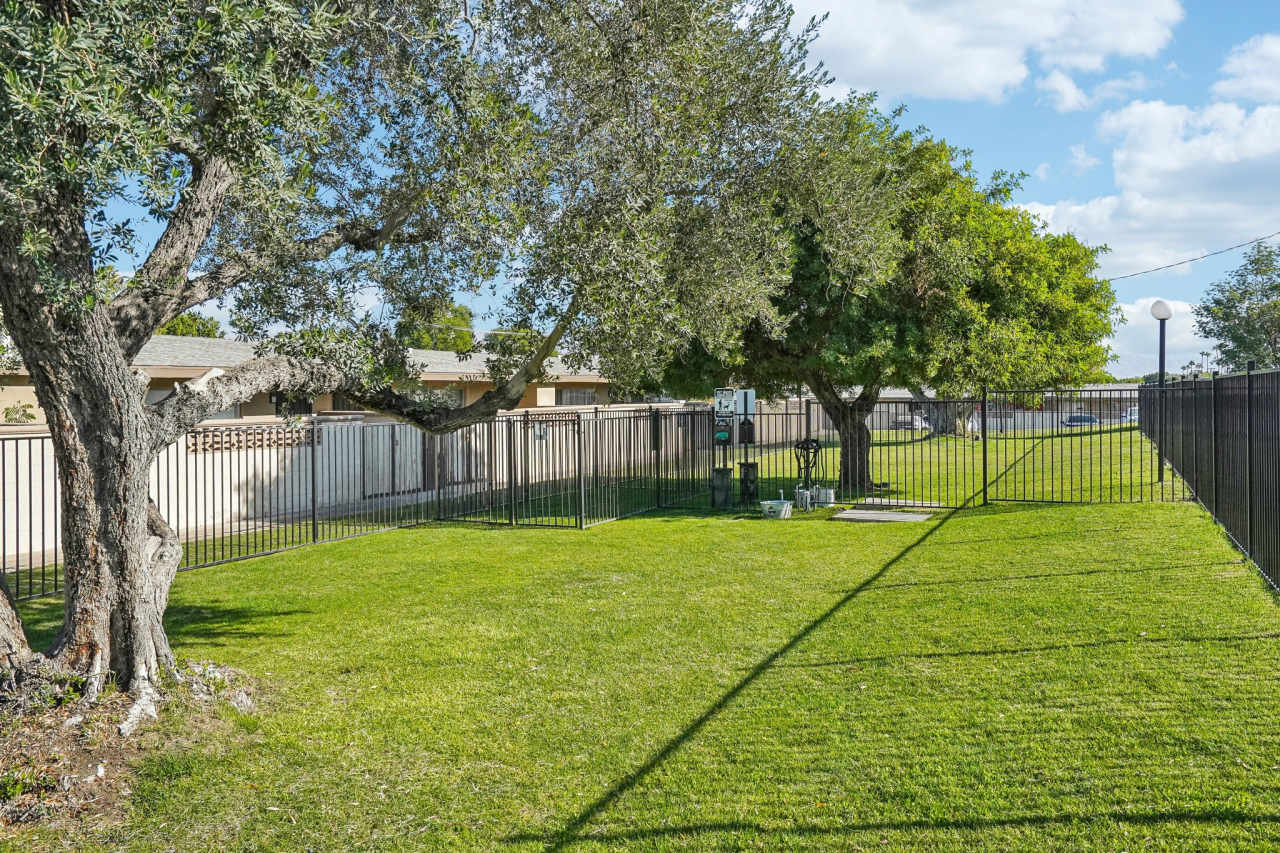 Desert Fountains at Palm Desert Apartments