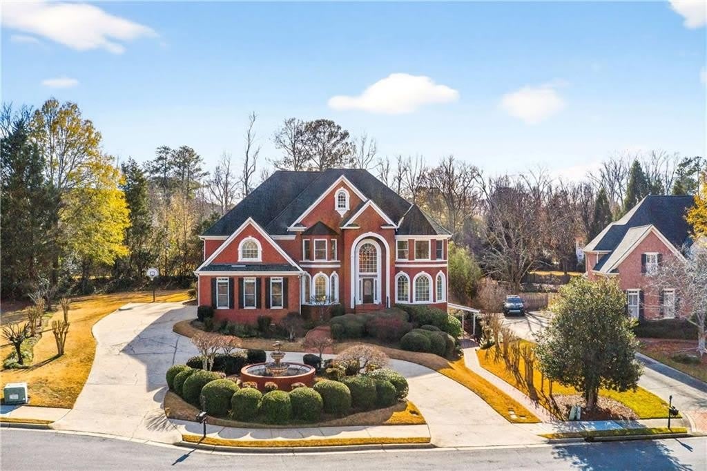 235 Summerhouse Lane