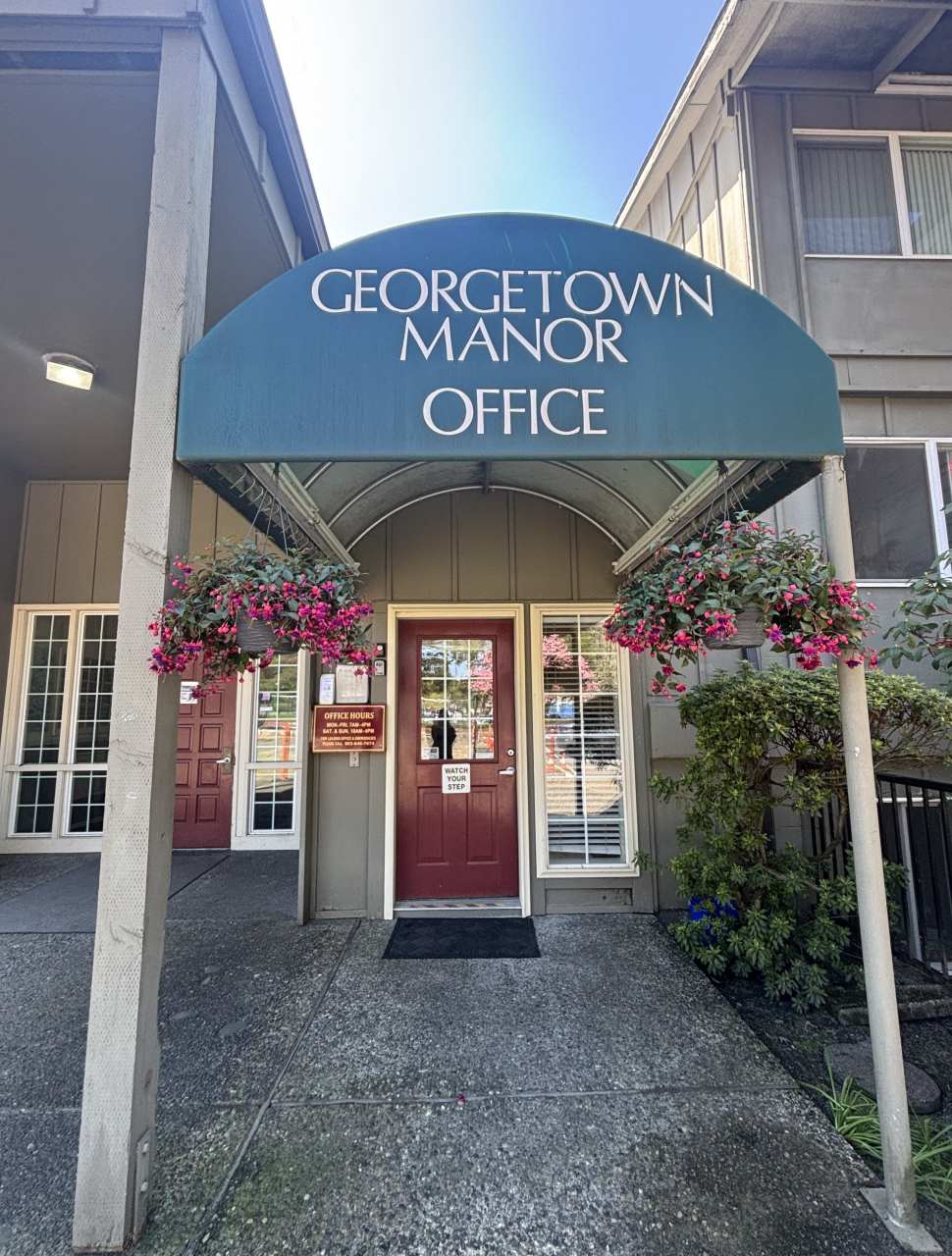 Georgetown Manor
