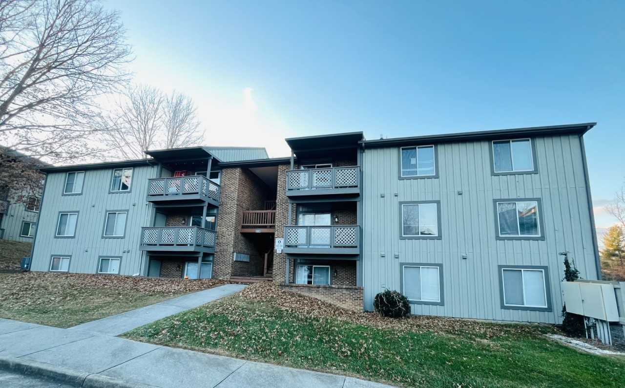 3 Bedroom 2 Bathroom Condo