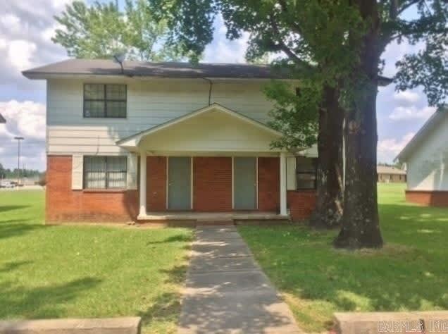 900 McCulloch Street