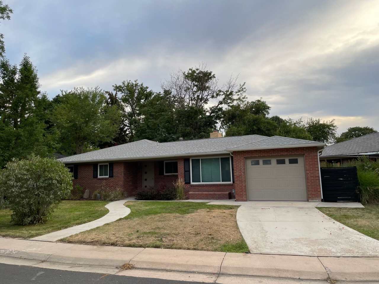 STUNNING Four Bedroom Ranch in Denver, CO- Hilltop/Lowry Neighborhood! Available NOW!