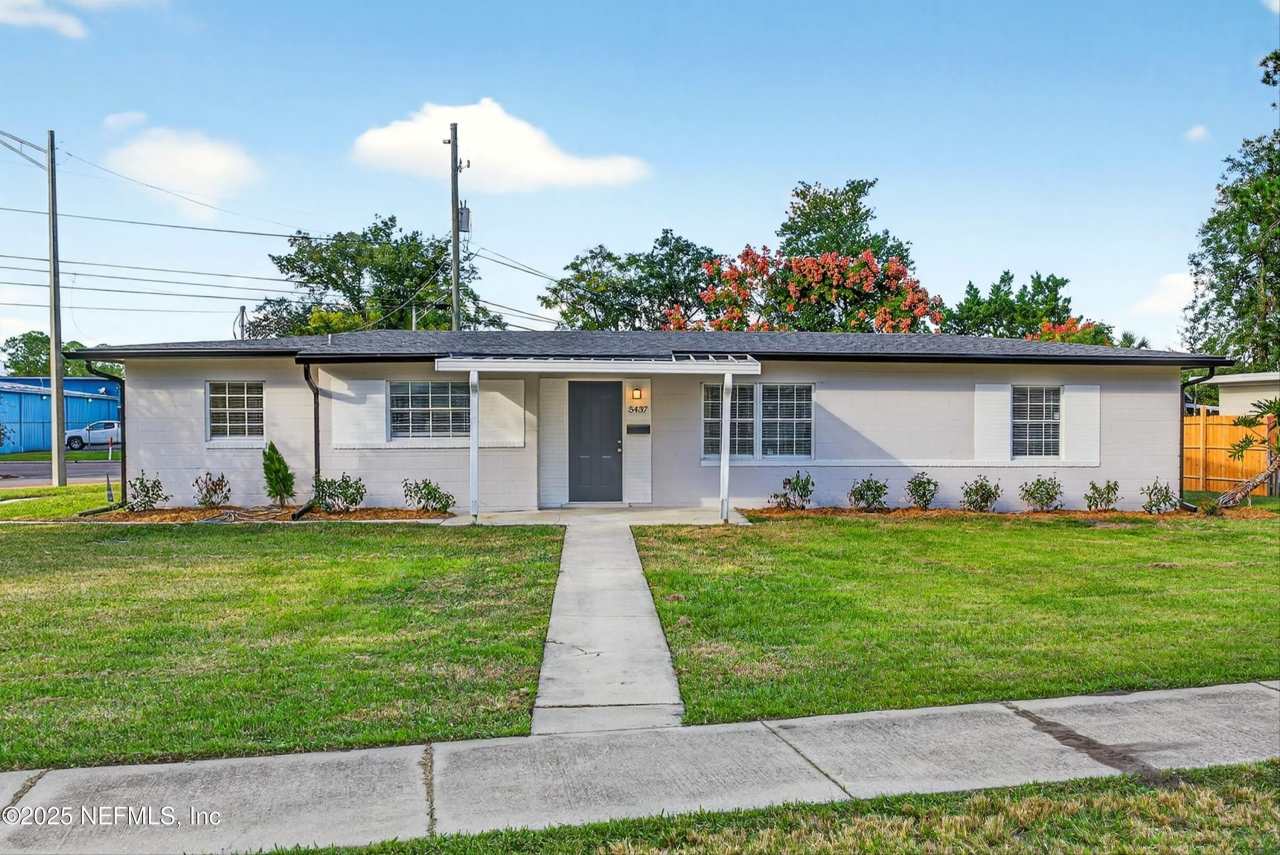 5437 ATTLEBORO Street