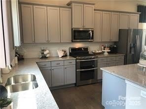 1138 Doveridge Street