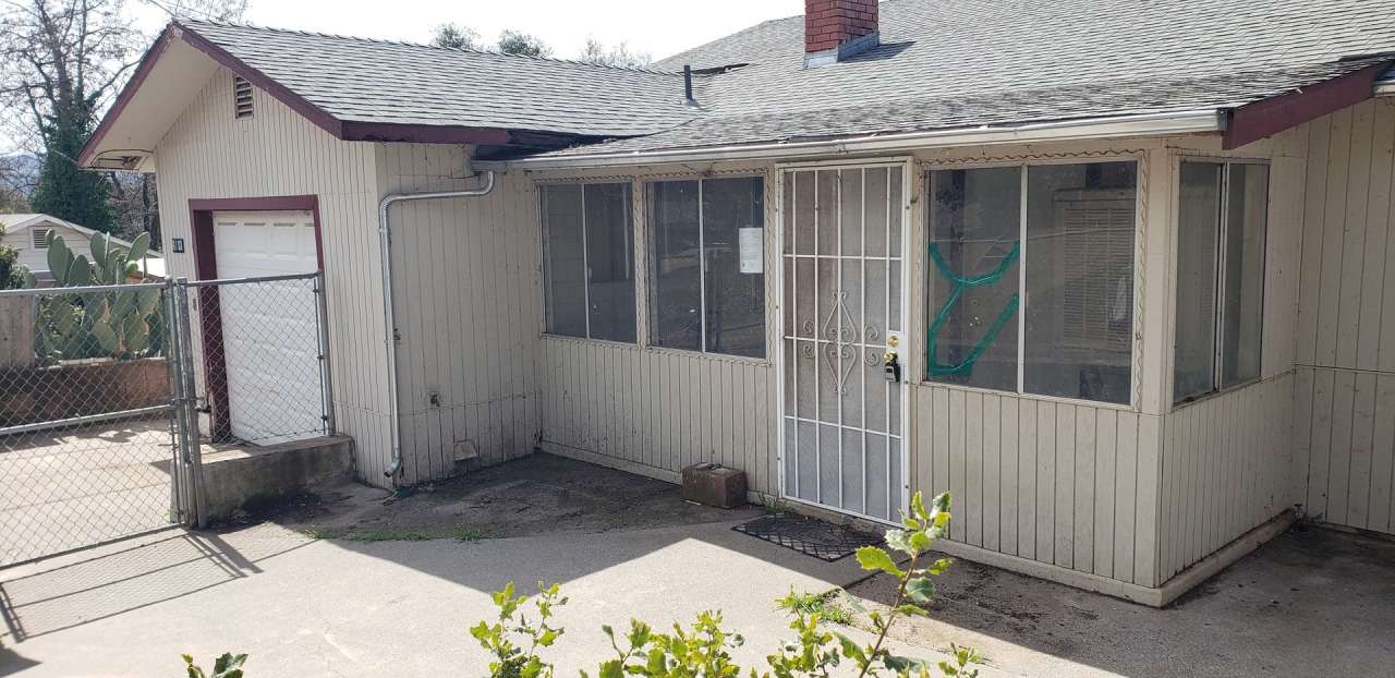 4103lansingavenue.is4lease.com