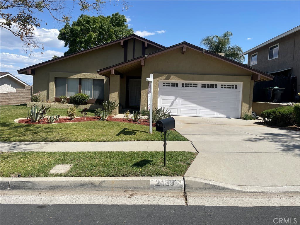 2139 Applegate Drive