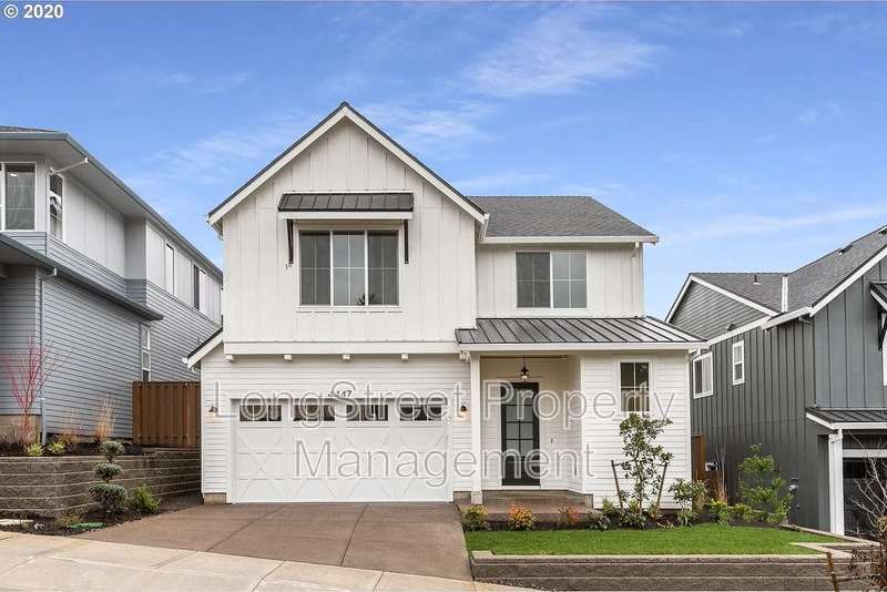 4447 NW Woodgate Ave