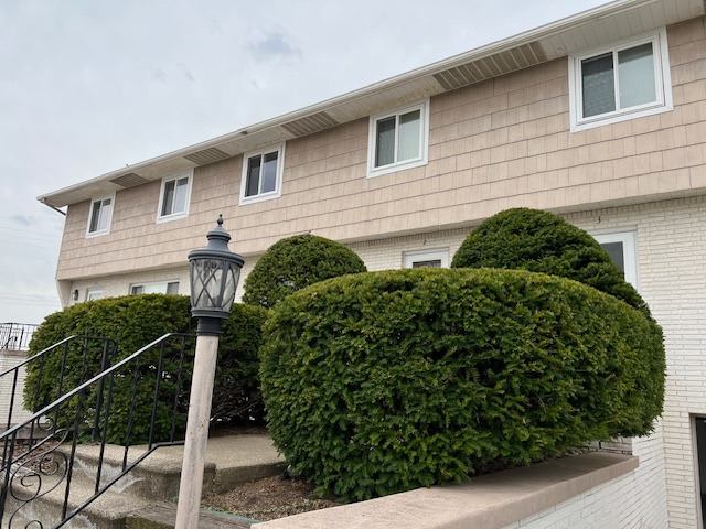 200 N Avalon Dr. Unit 3